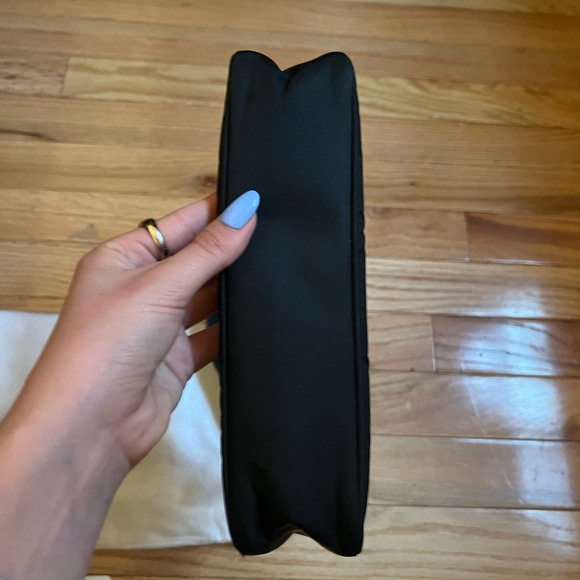 Prada Re-Nylon Re-Edition 2000 mini-bag - Black - Picture 6 of 9